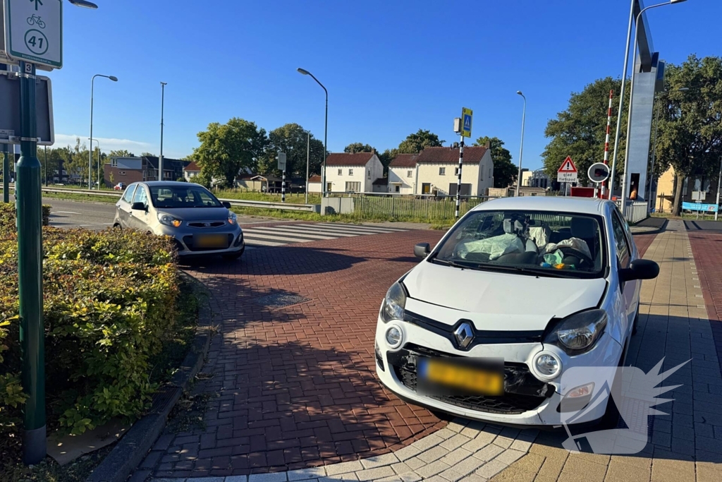 zware aanrijding op kruising