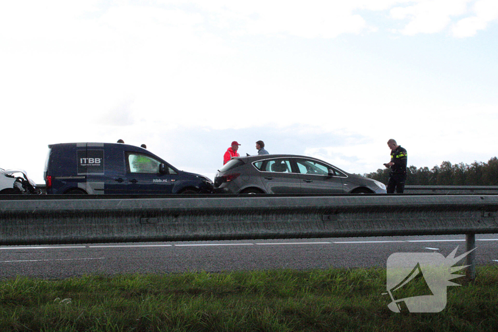 File na botsing met meerdere auto's