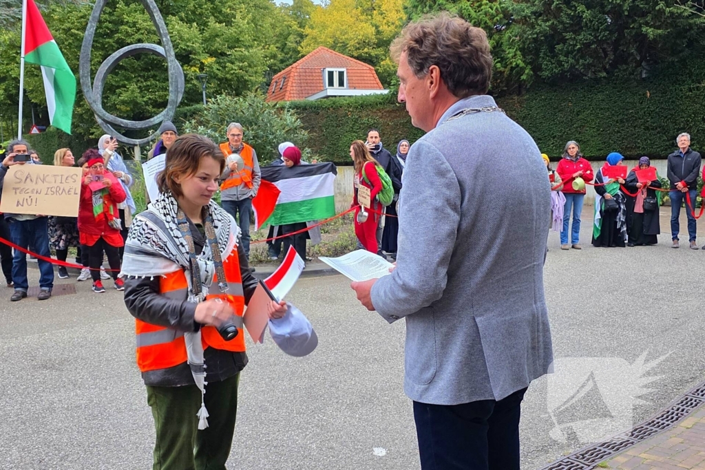 Actiegroep vraagt aandacht met honderden handtekeningen