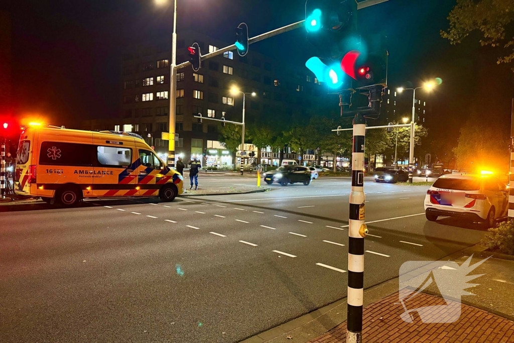 Fietser gewond bij botsing met taxi