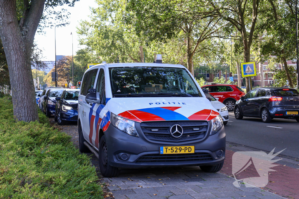 Explosie in flatwoning, grote brandweerinzet