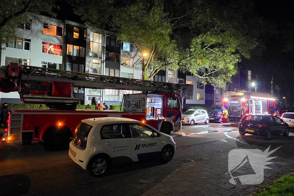 Brand in kelder van flatgebouw