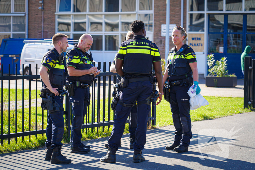 Explosieven team onderzoekt pakket