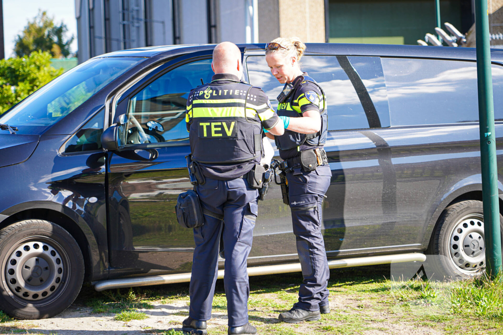 Explosieven team onderzoekt pakket