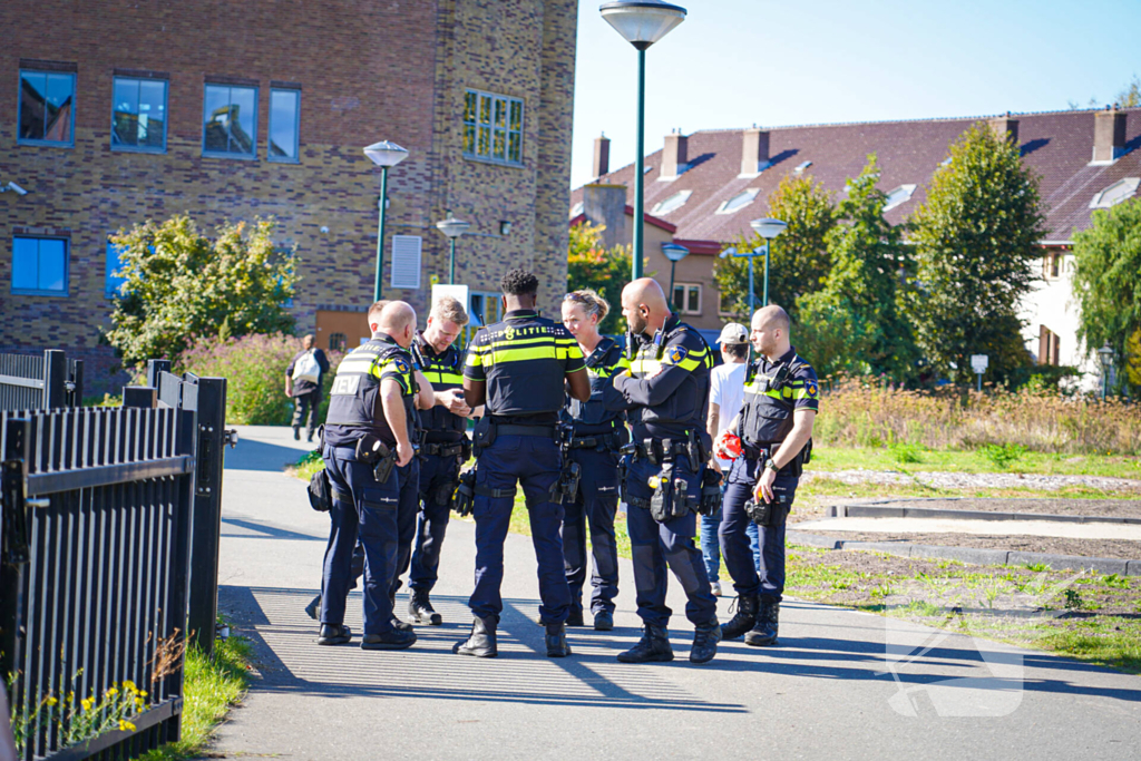 Explosieven team onderzoekt pakket