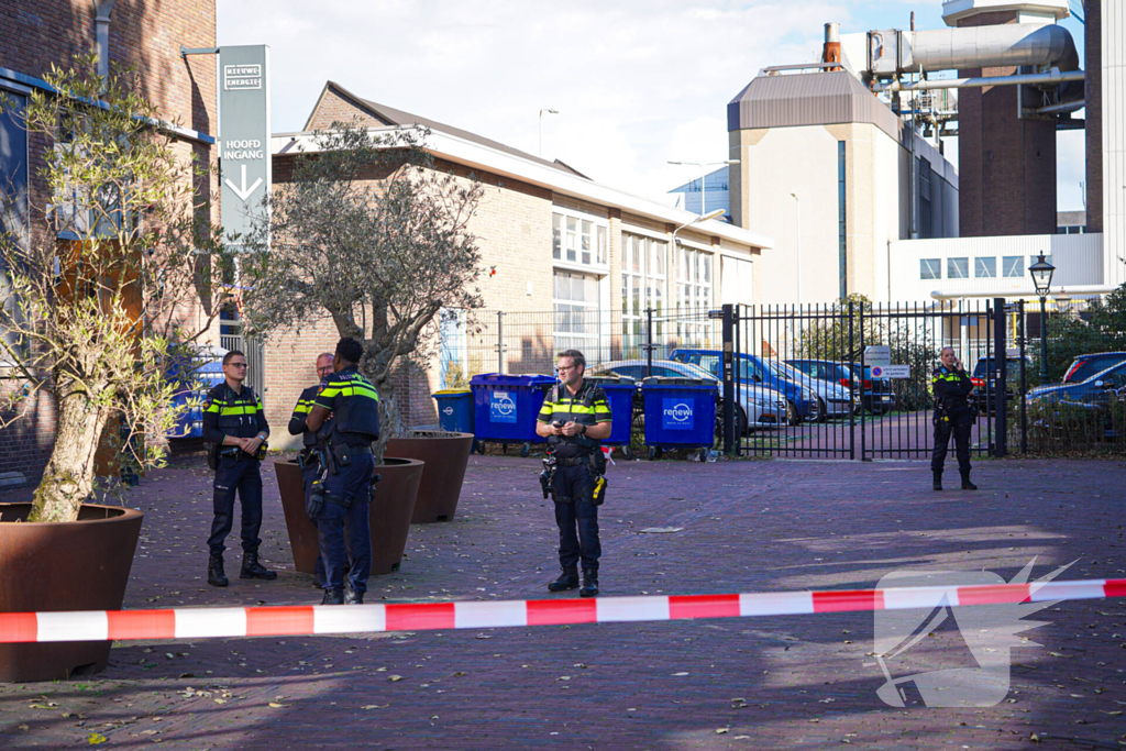 Explosieven team onderzoekt pakket