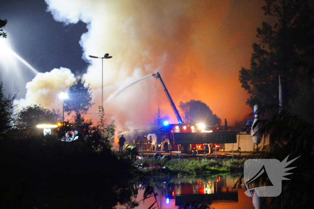 Explosies veroorzaken chaos in de nacht