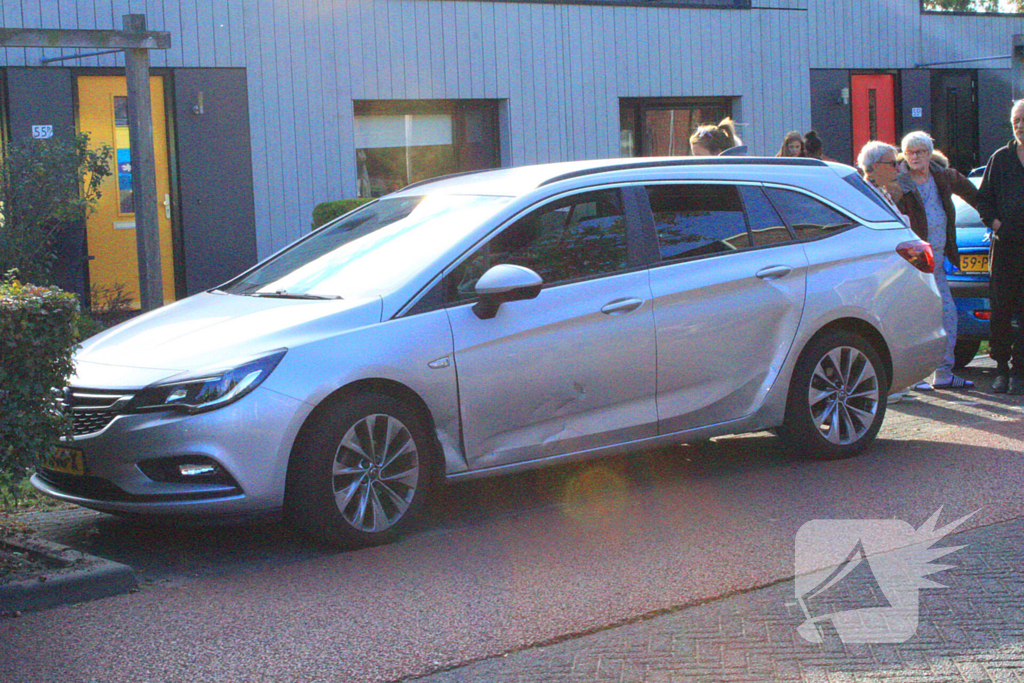 Scooterrijder gewond bij aanrijding met auto