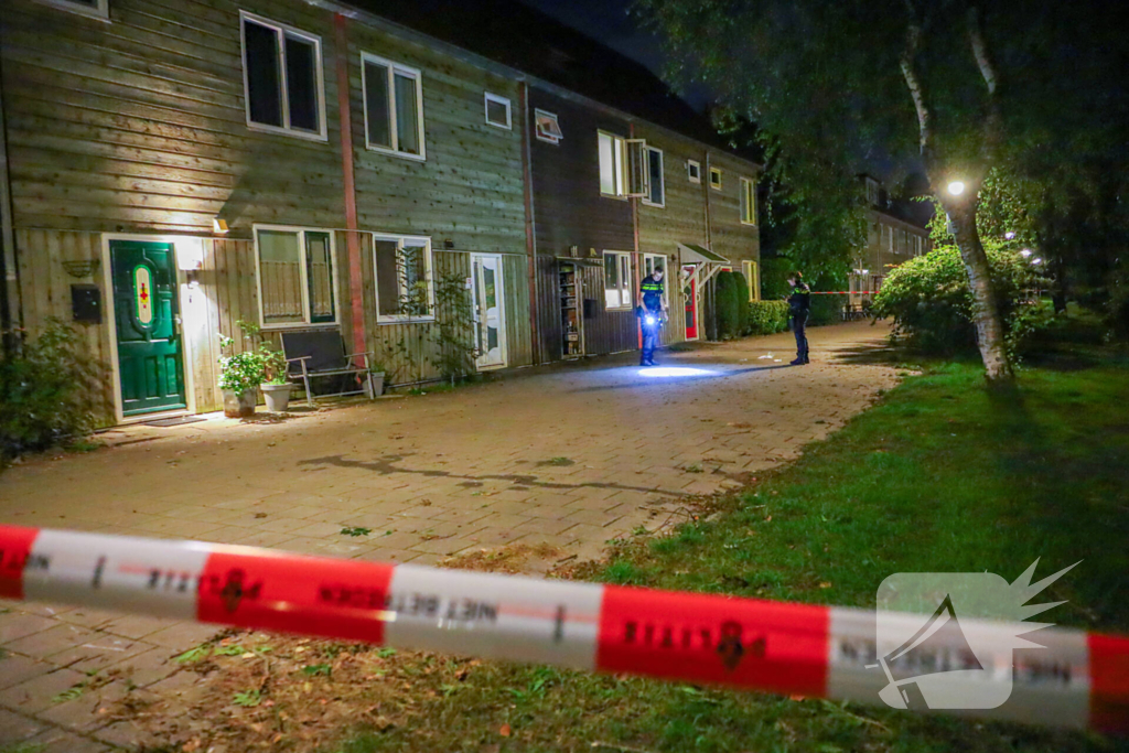 Explosie leidt tot woningbrand