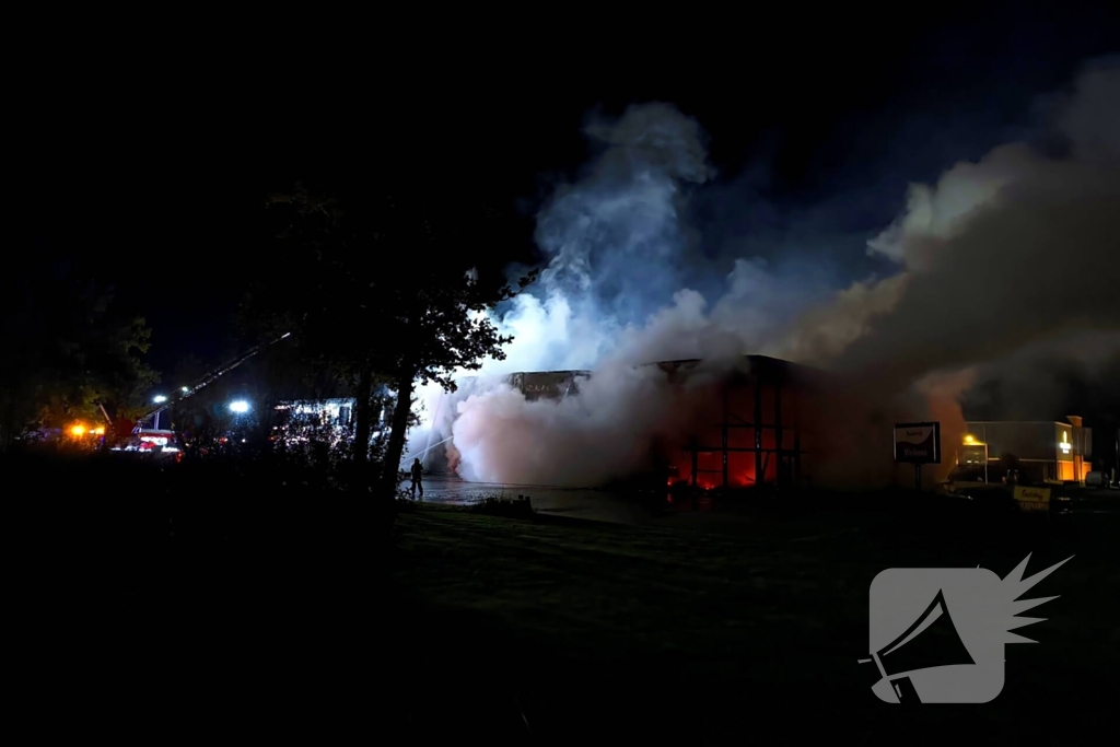 Blusrobot ingezet bij grote brand