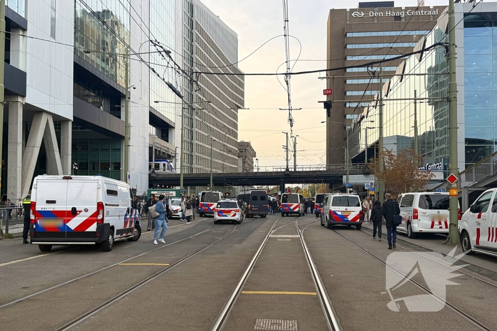 ME grijpt in bij Gaza demonstratie, tram en treinverkeer gestremd