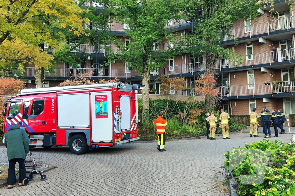 Brandweer start onderzoek naar melding gaslucht