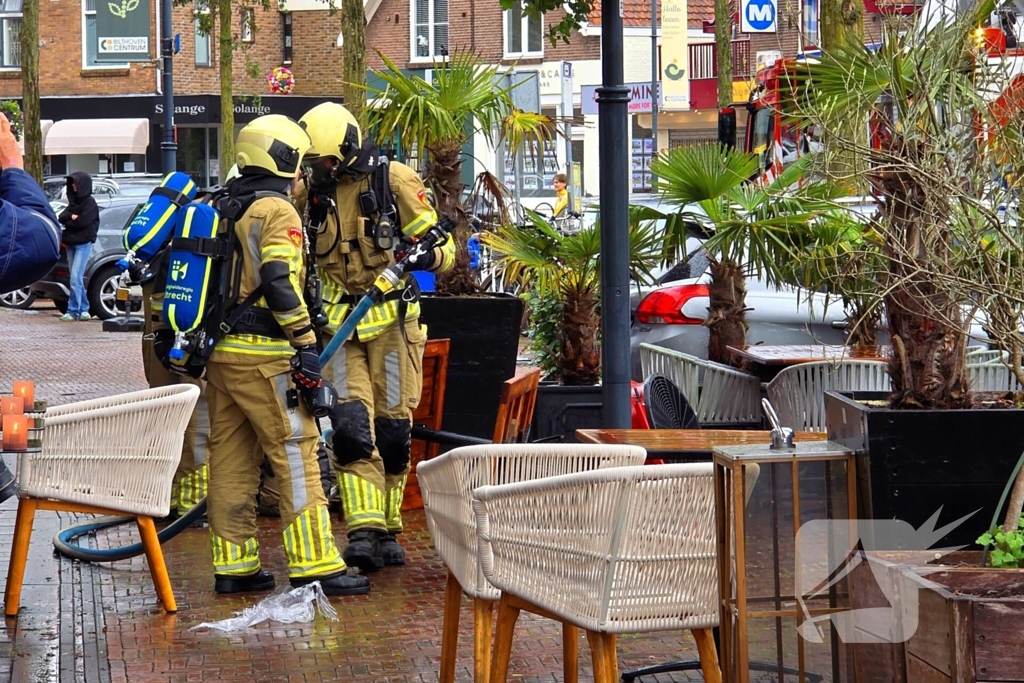 Brand op terras van restaurant geblust