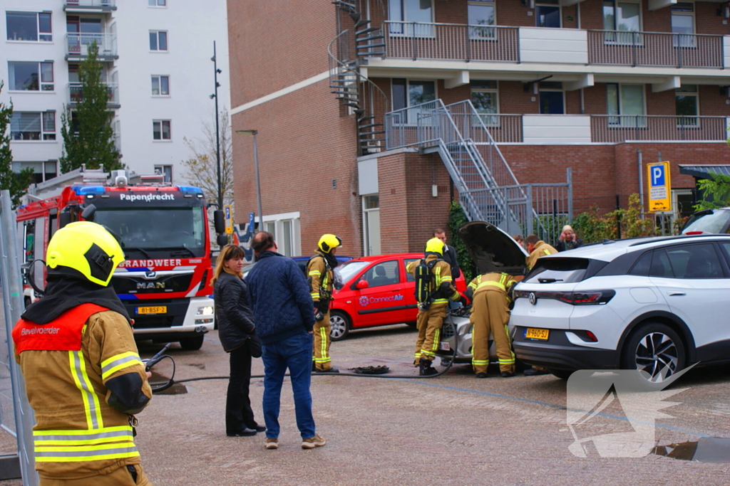Autobrand snel onder controle