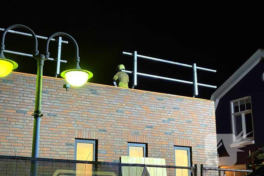 Waterlekkage ontdekt bij winkel