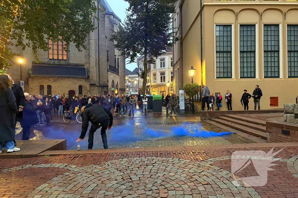 Politie aanwezig bij protest om opvangcentrum