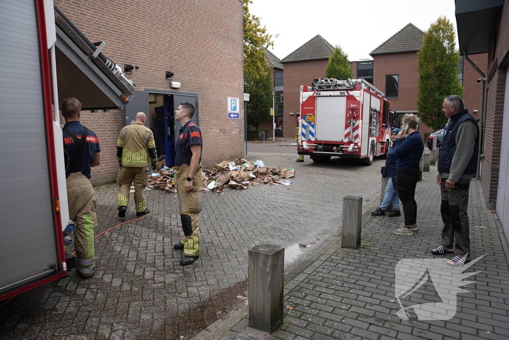 Brand in winkel leidt tot ontruiming
