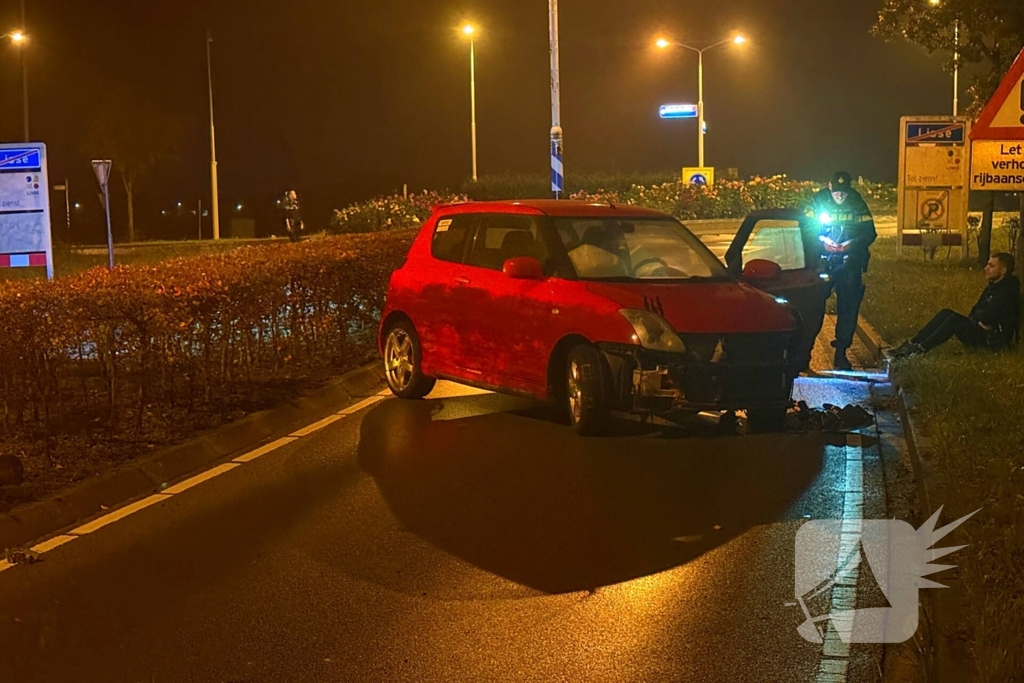 Ongeval met auto en lantaarnpaal door te hard rijden