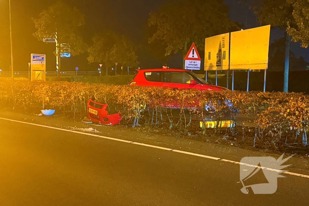 Ongeval met auto en lantaarnpaal door te hard rijden