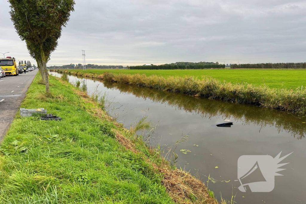 Auto te water na crash