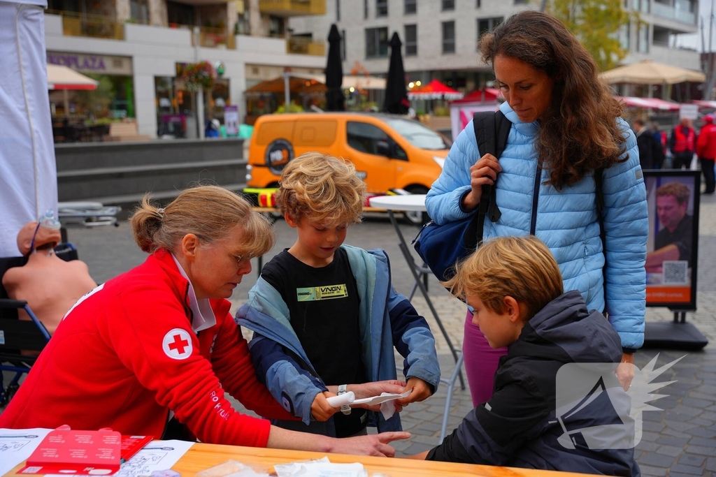 Veiligheidsmarkt trekt belangstellenden