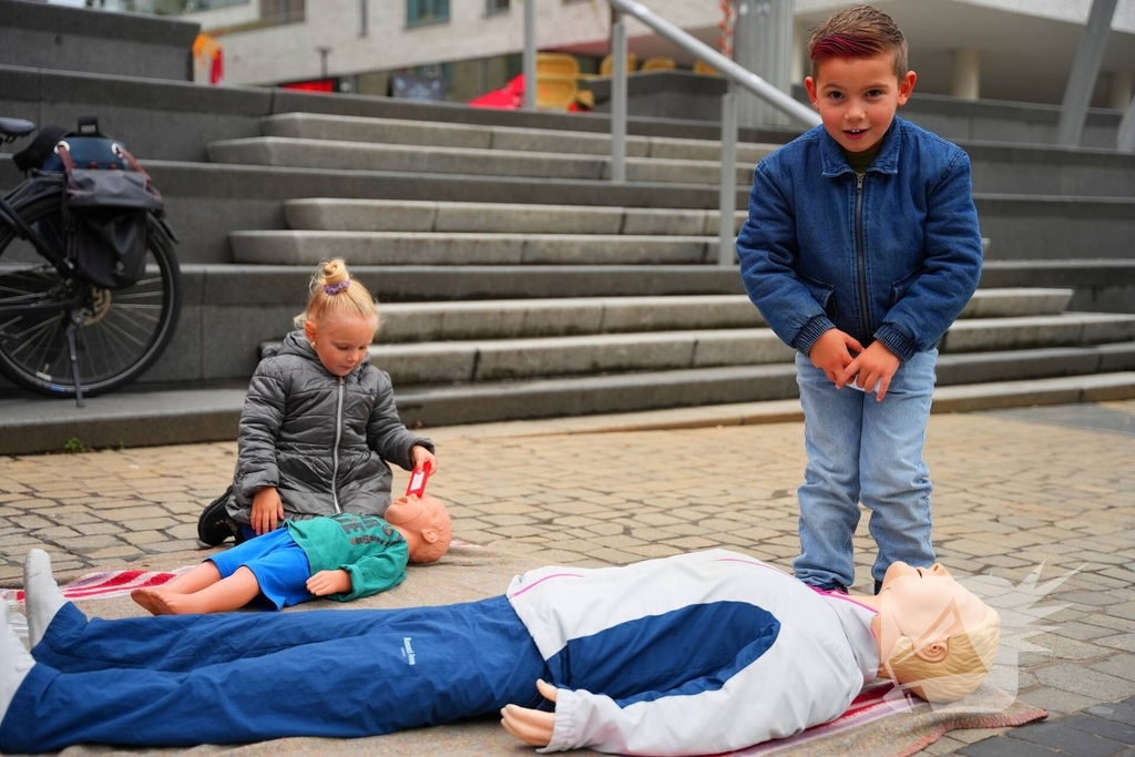 Veiligheidsmarkt trekt belangstellenden