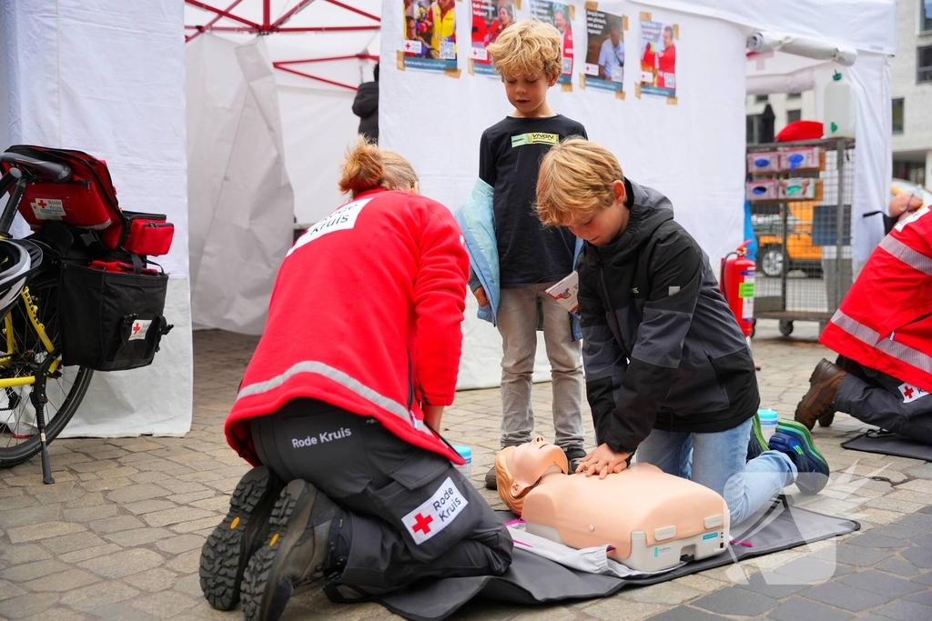 Veiligheidsmarkt trekt belangstellenden