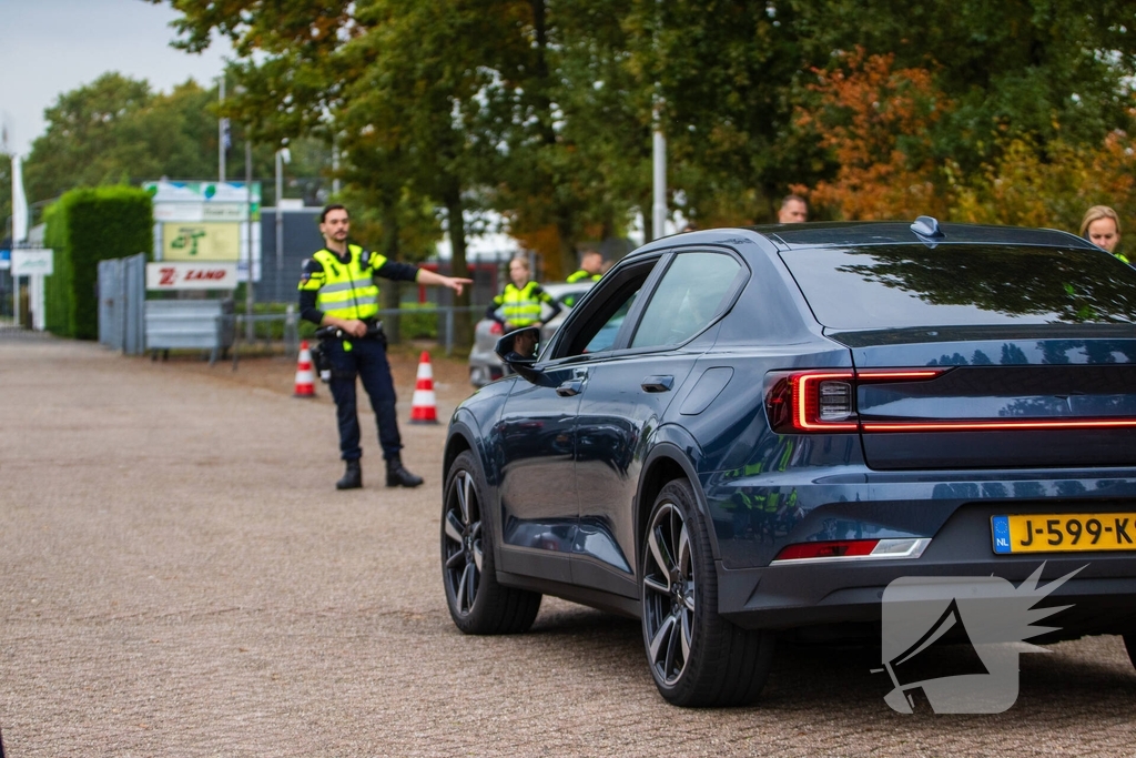 Politie houdt verkeerscontrole