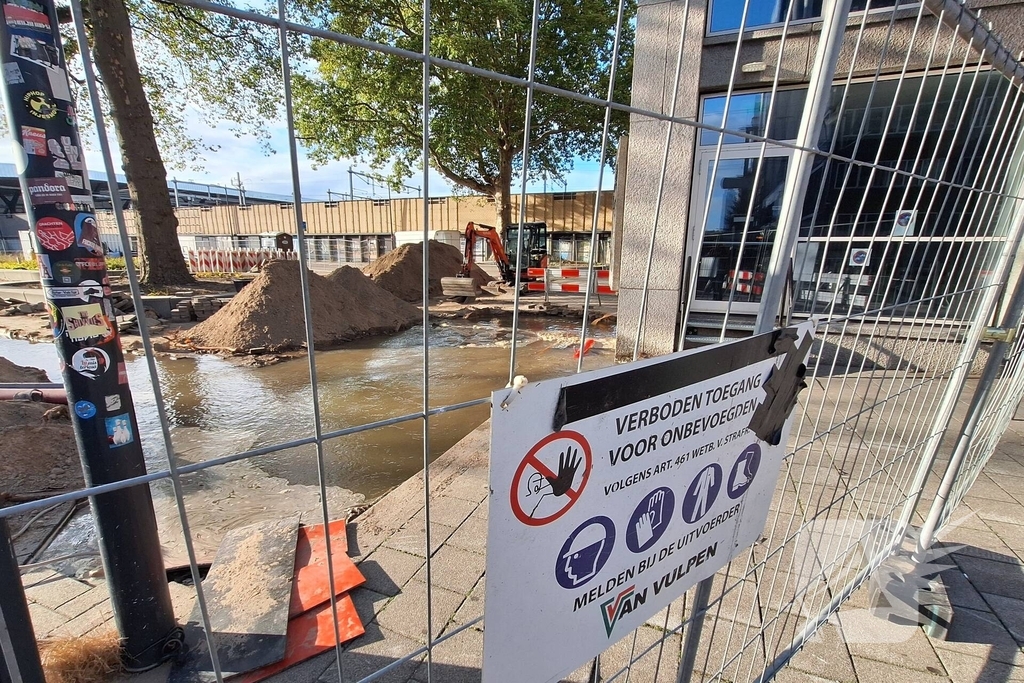 Waterlekkage veroorzaakt overlast bij kantoorpand