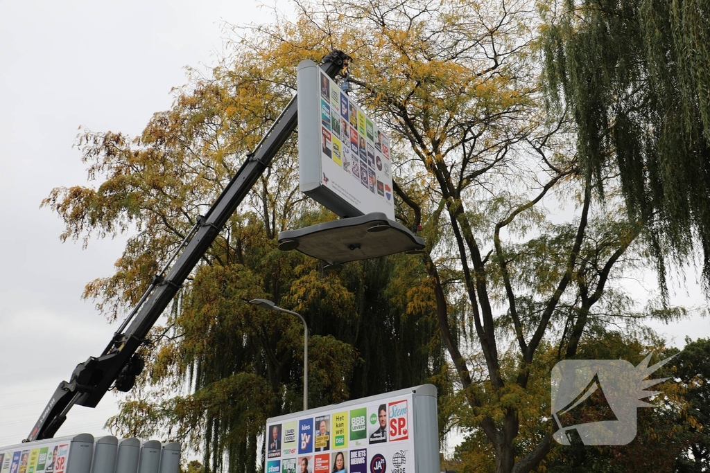 Straten gevuld met campagneposters