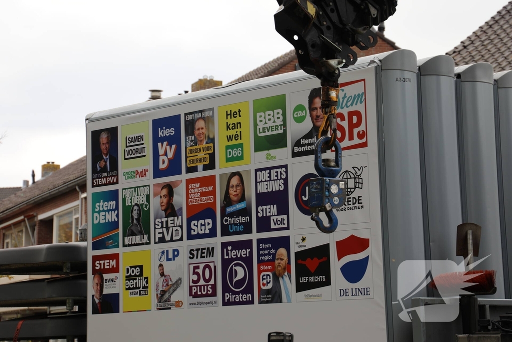 Straten gevuld met campagneposters