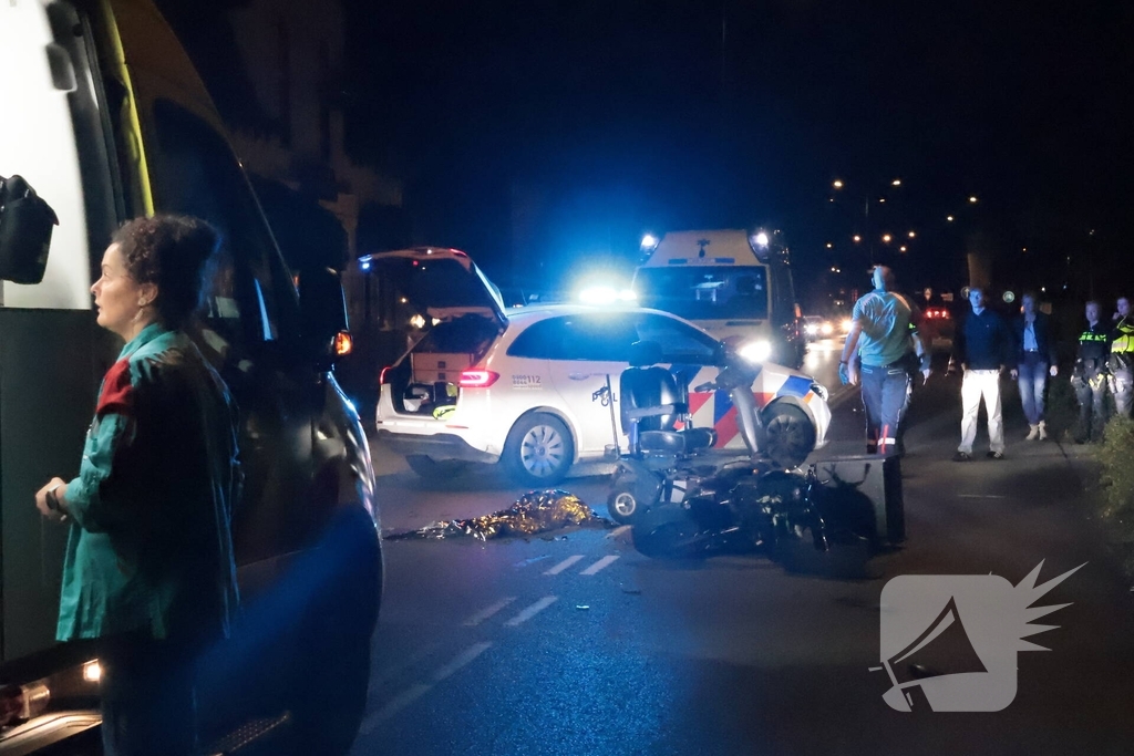 Man op scootmobiel gewond bij ongeval met bezorgbrommer