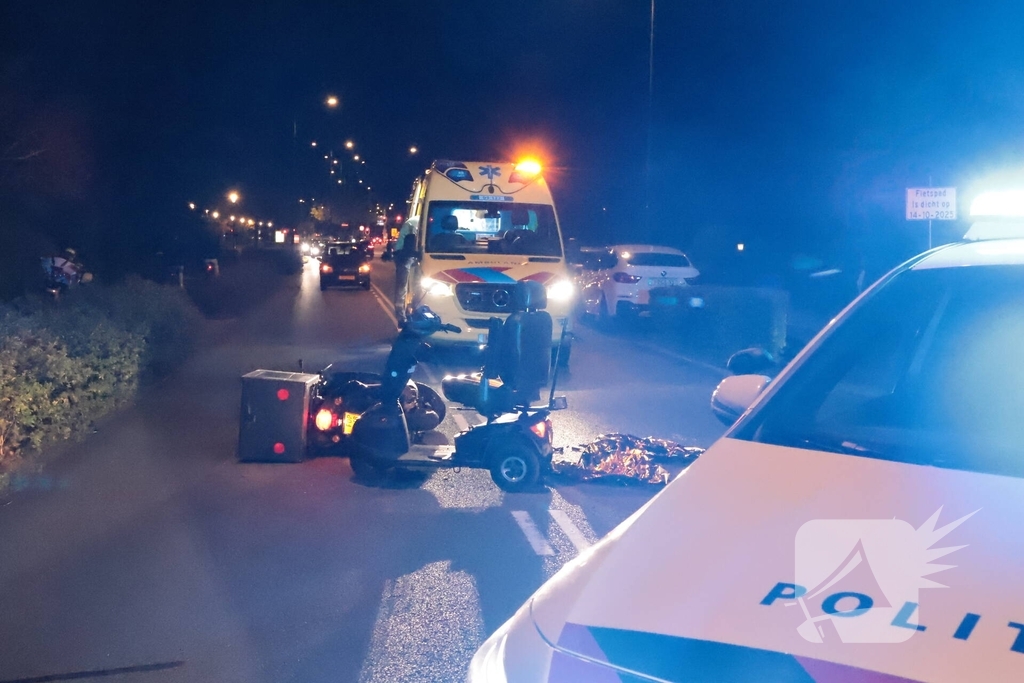 Man op scootmobiel gewond bij ongeval met bezorgbrommer