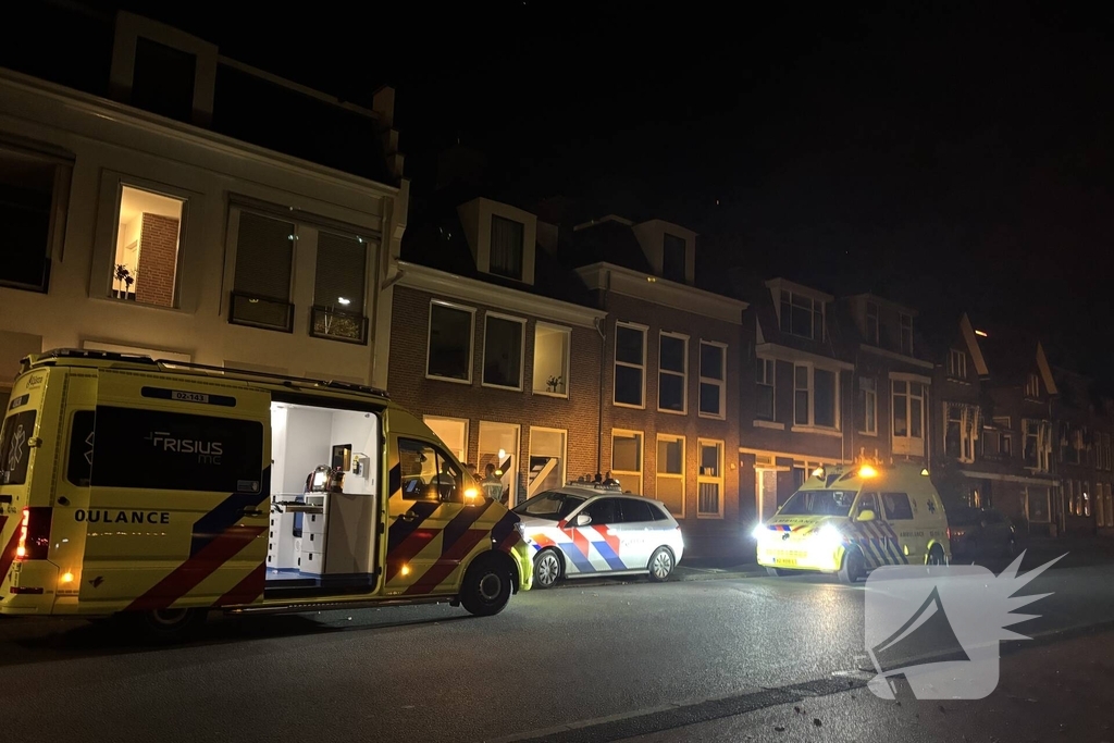 Gewonde nadat automobilist controle verliest in bocht