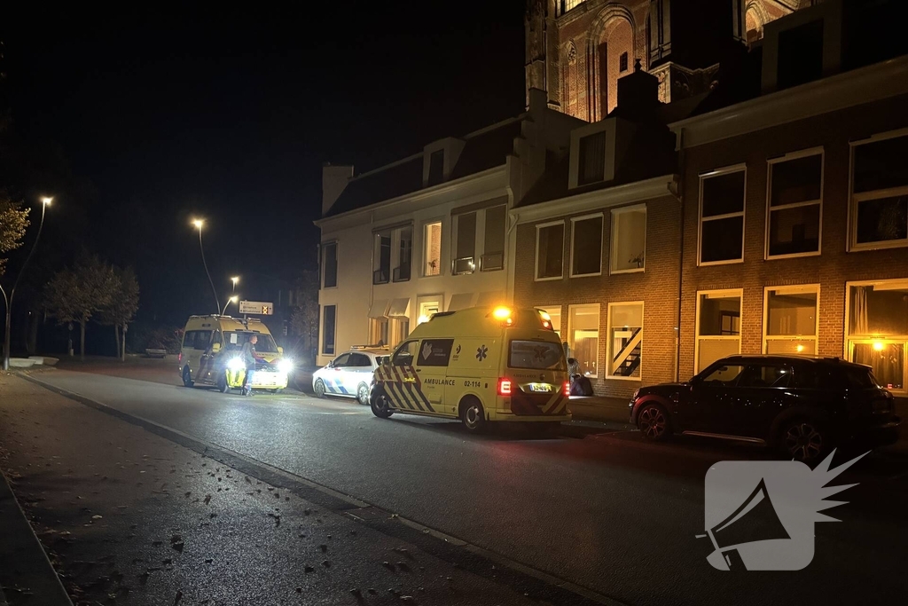 Gewonde nadat automobilist controle verliest in bocht