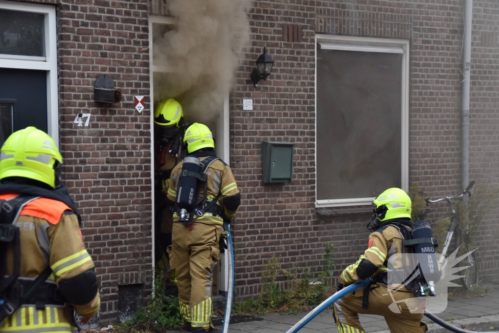 Woningbrand met grote rookontwikkeling