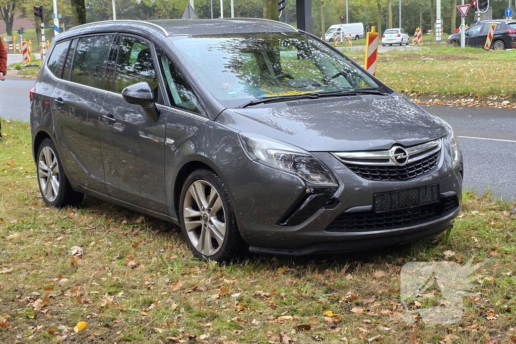 Meisje aangereden door auto tijdens fietstocht