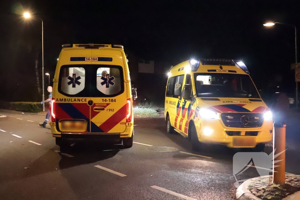 Ongeval tussen bestelbus en scooter met gewonden