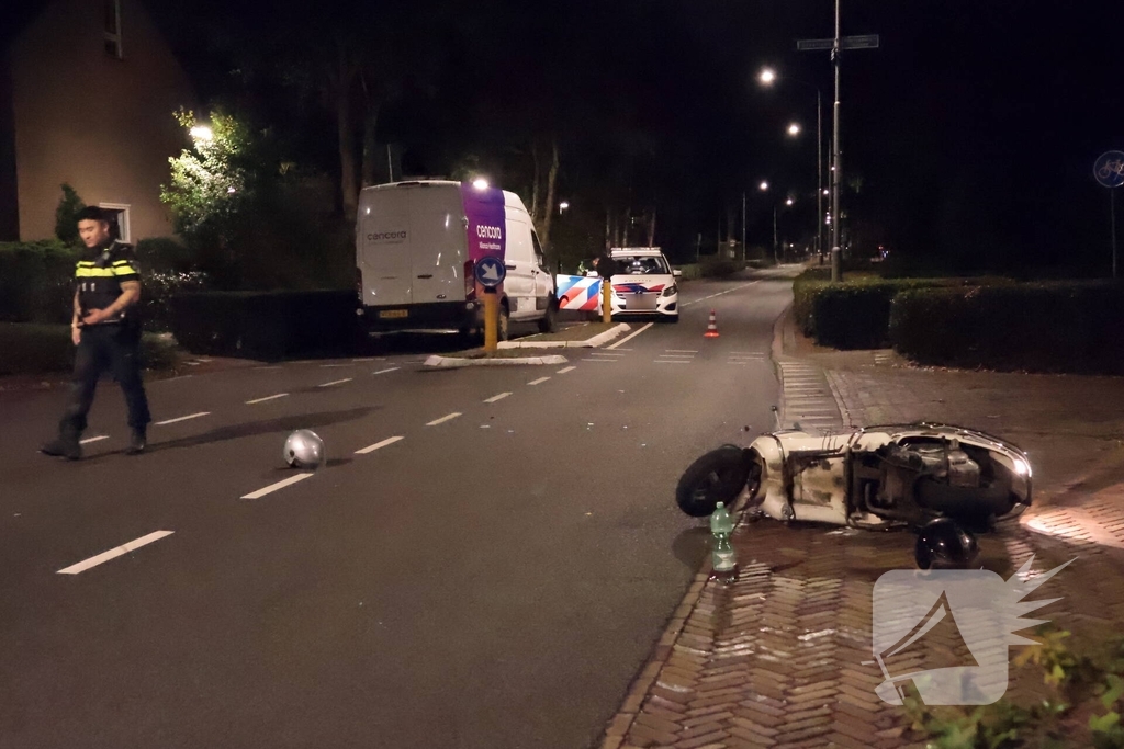 Ongeval tussen bestelbus en scooter met gewonden