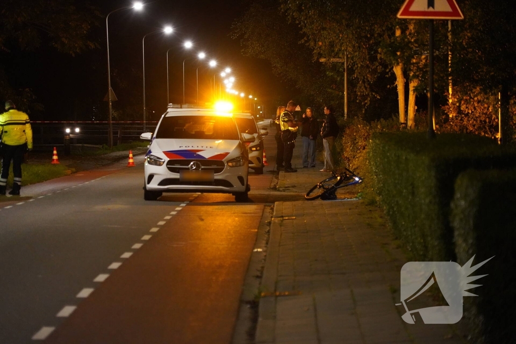 Fietser aangereden door politieauto