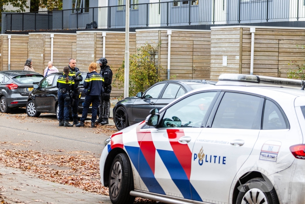 Politie doet inval in woning na melding verdachte situatie
