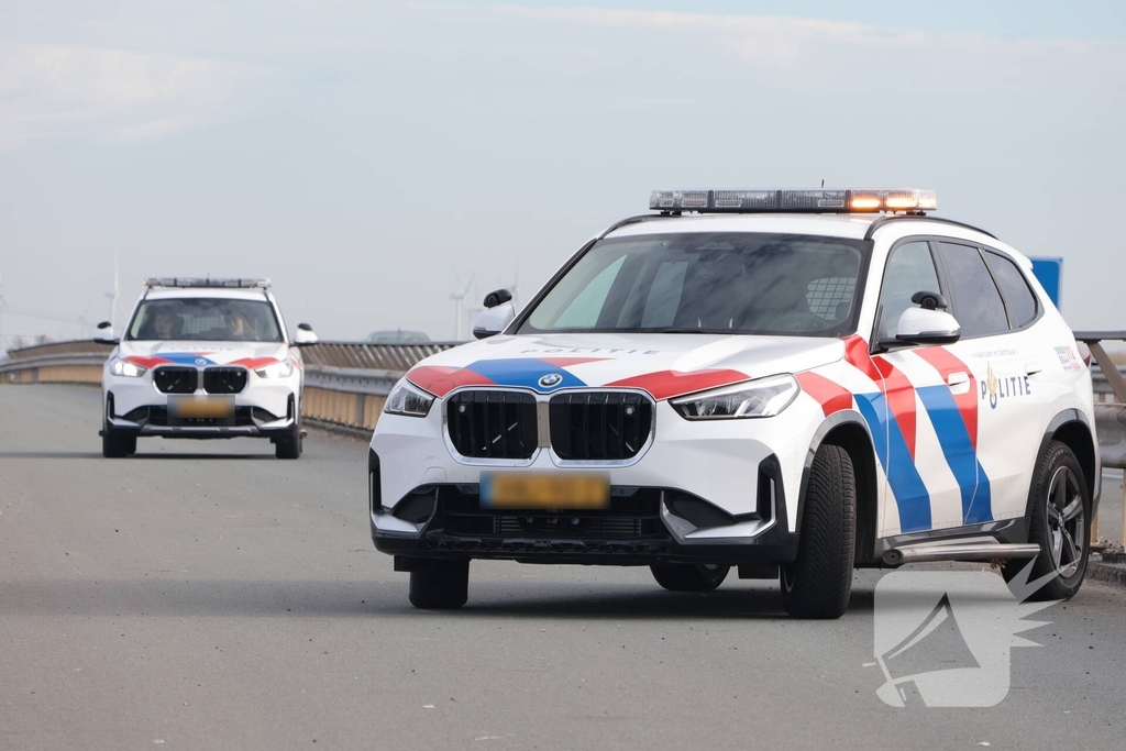 Wielrenner zwaargewond na botsing met brommobiel