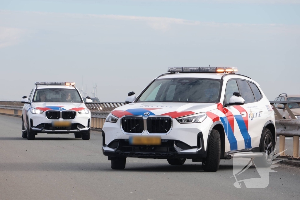 Wielrenner zwaargewond na botsing met brommobiel