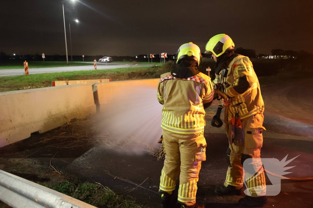 Baldadige jongeren stichten brand