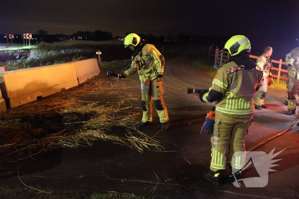 Baldadige jongeren stichten brand