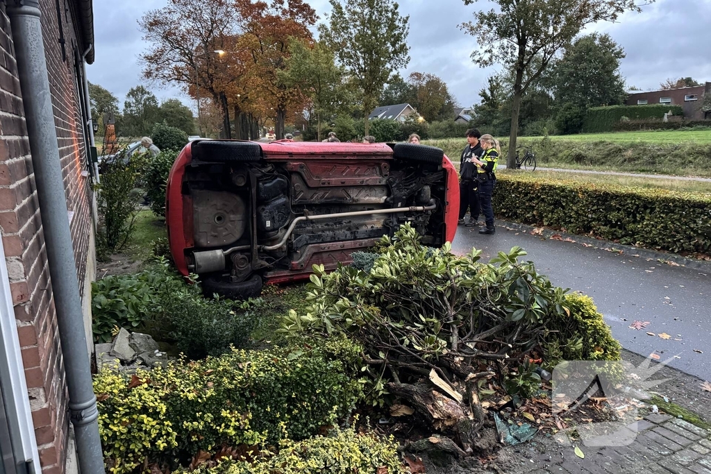 Vrouw komt met de schrik vrij na ongeval