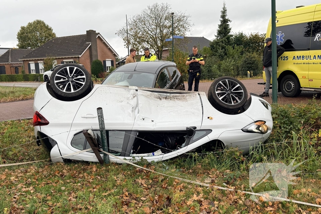 Meerdere auto's botsen bij zwaar ongeval