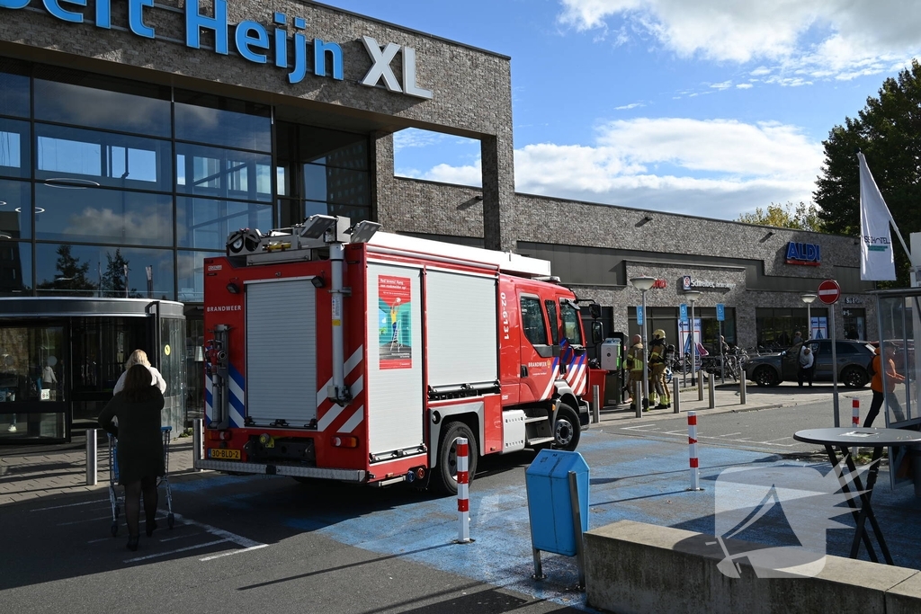 Brand in winkel door elektrisch apparaat