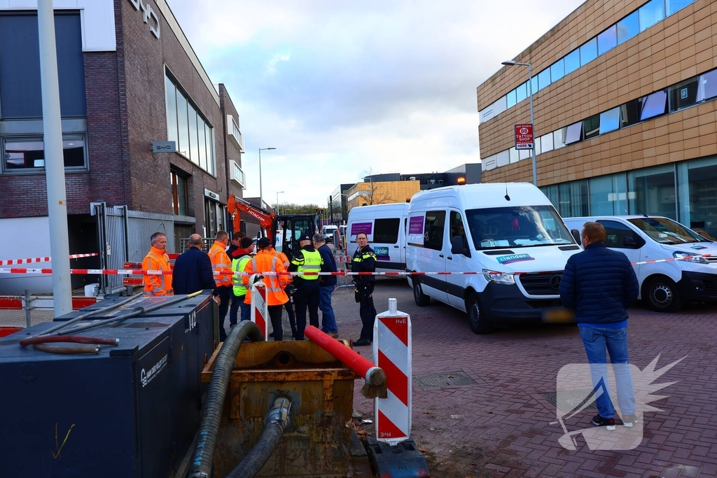 Ongeval leidt tot politieafsluiting bij autodealer