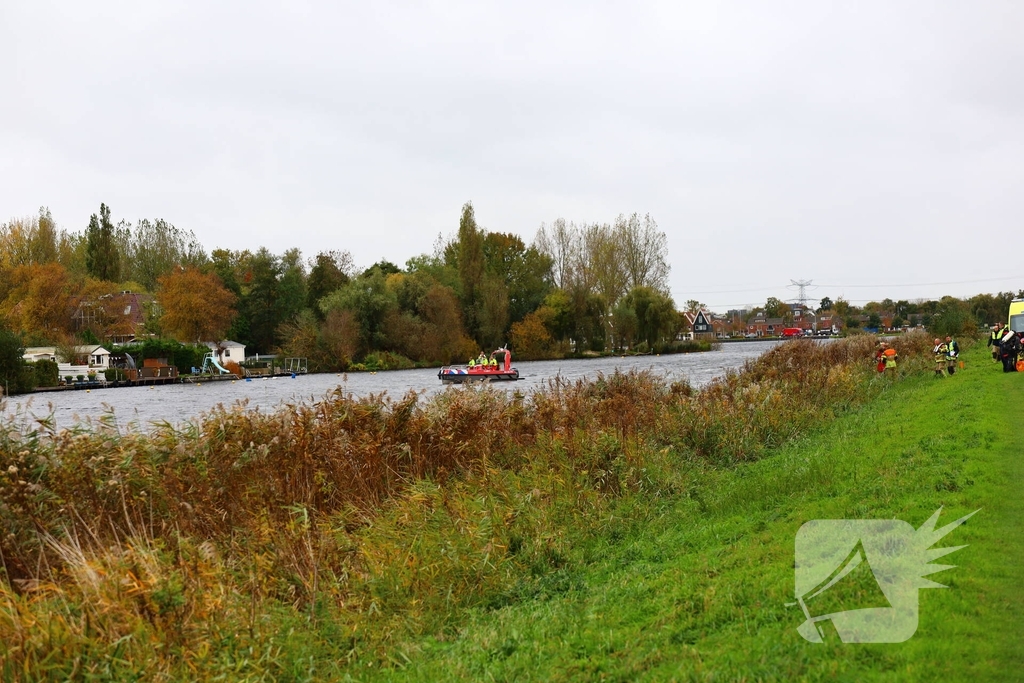 Zoekactie naar persoon te water met traumaheli